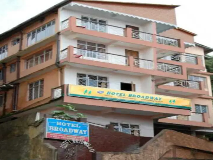 Дарджилинг: Hotel Broadway