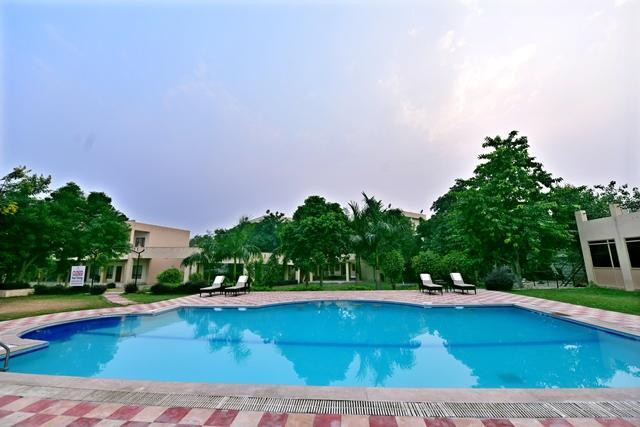 Фатехпур-Сикри: Kadamb Kunj Resort - Bharatpur