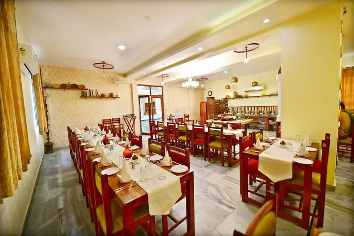 Фатехпур-Сикри: Kadamb Kunj Resort - Bharatpur