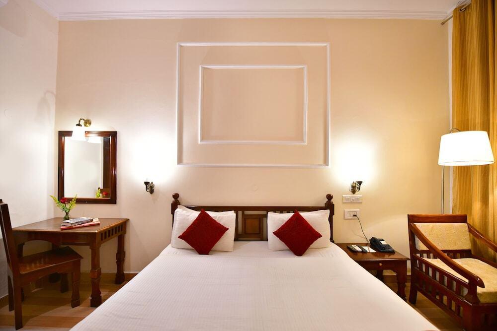 Фатехпур-Сикри: Kadamb Kunj Resort - Bharatpur