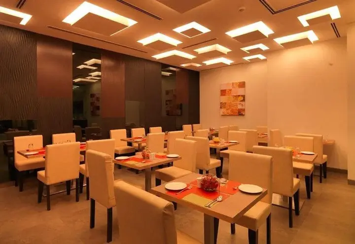 Бангалор: 24 Tech Hotel