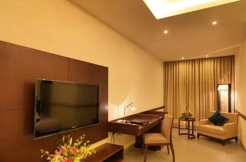 Бангалор: 24 Tech Hotel