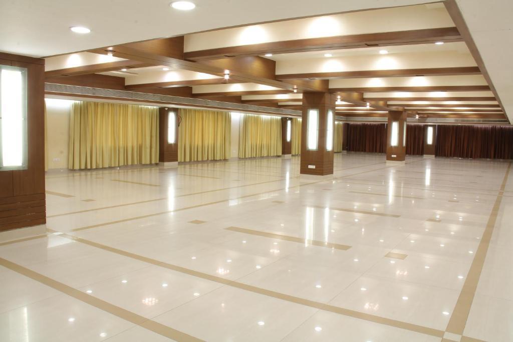 Ахмедабад: Platinum Residency