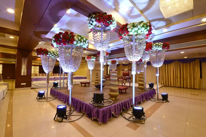 Ахмедабад: Platinum Residency