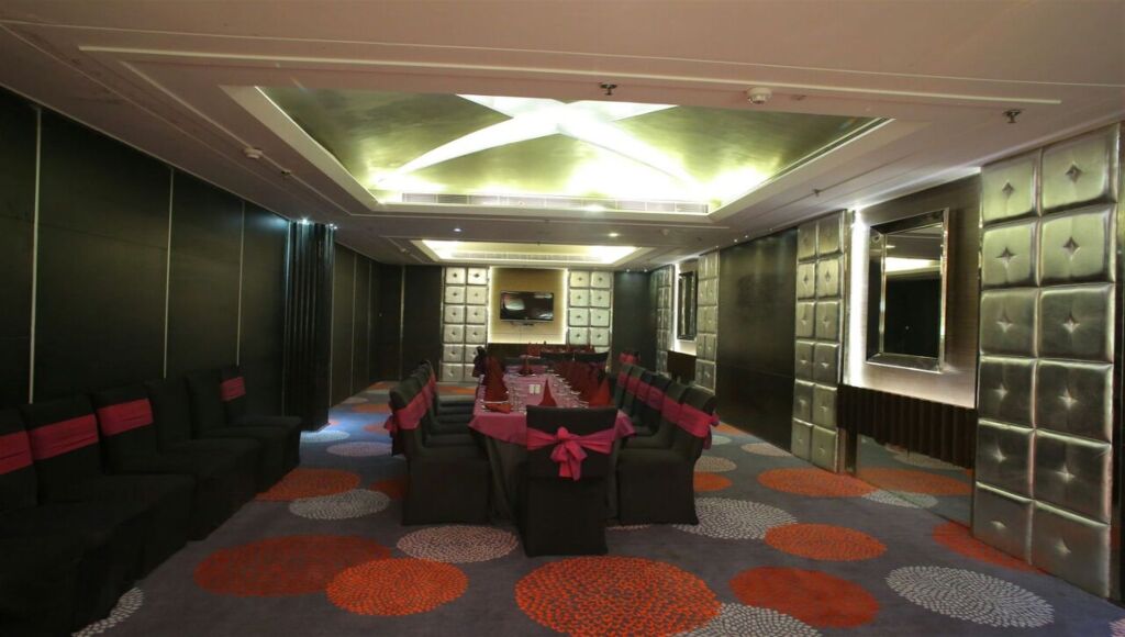 Чандигарх: The Toy Hotel