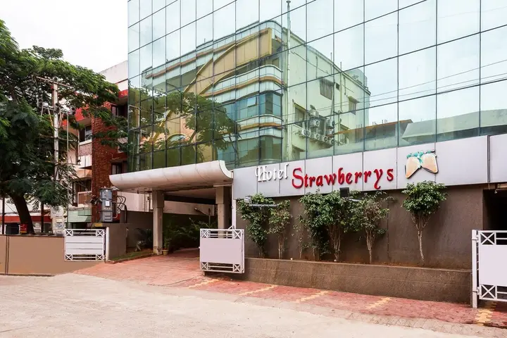 Секундерабад: Treebo Trip Strawberrys Secunderabad
