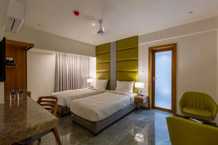 Ахмедабад: Hotel Nalanda