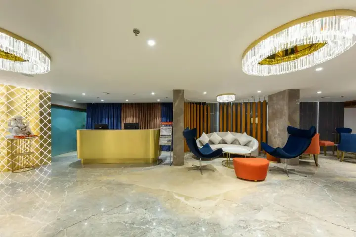 Ахмедабад: Hotel Nalanda