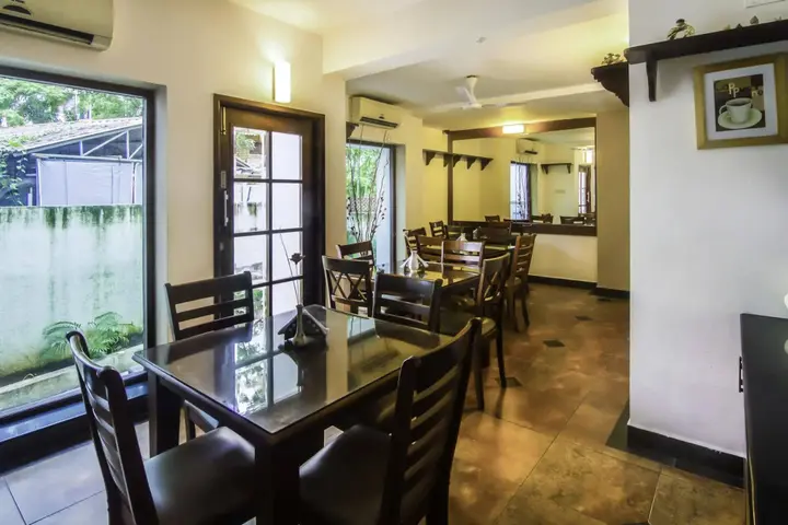 Ченнаи: Treebo Angson, Chennai