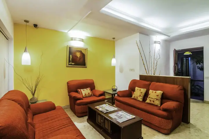 Ченнаи: Treebo Angson, Chennai