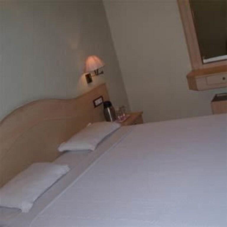 Бангалор: Hotel Nandhini R.T.Nagar