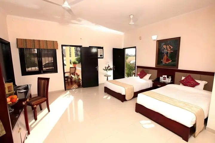 Вриндаван: Kridha Residency