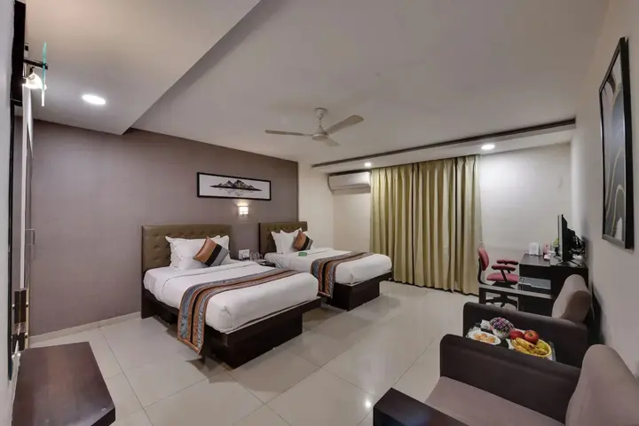 Сурат: Best Western Yuvraj