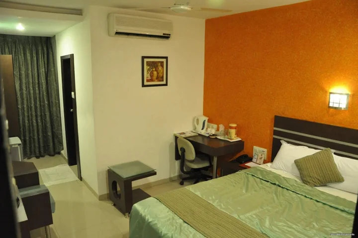 Сурат: Best Western Yuvraj