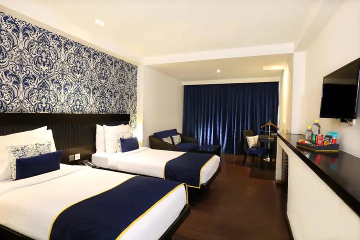 Нойда: Mosaic Original, Noida