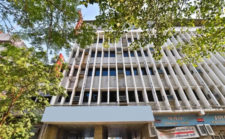 Сурат: Hotel Akash