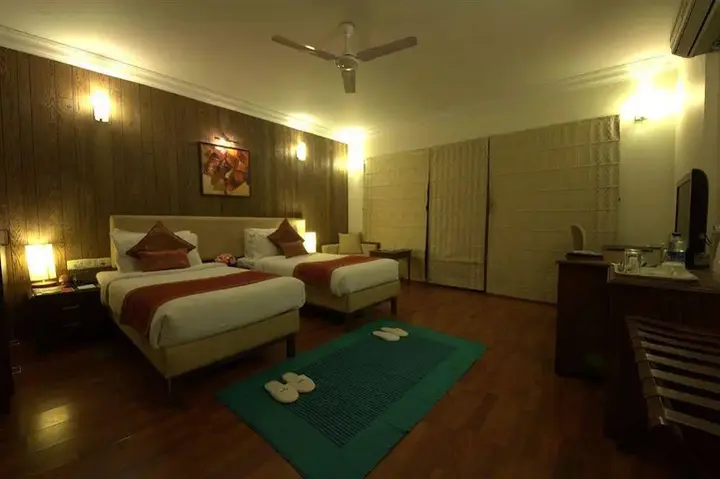 Бангалор: HM Suites & Studios