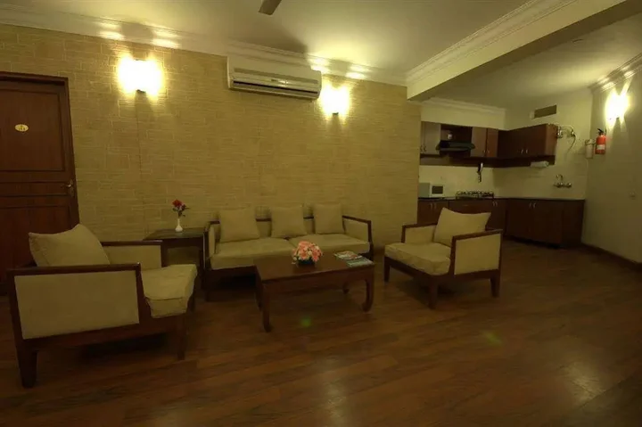 Бангалор: HM Suites & Studios