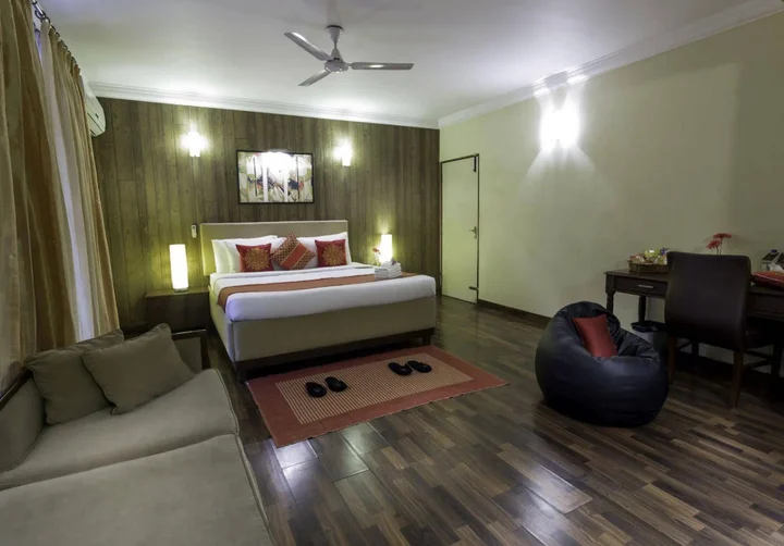 Бангалор: HM Suites & Studios