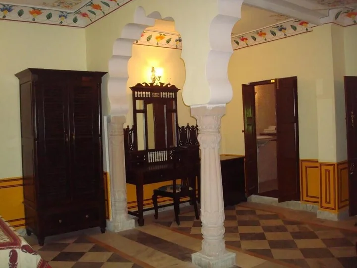 Джайпур: Bissau Palace
