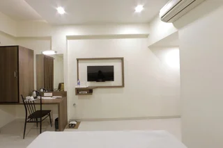Ахмедабад: Hotel Summit