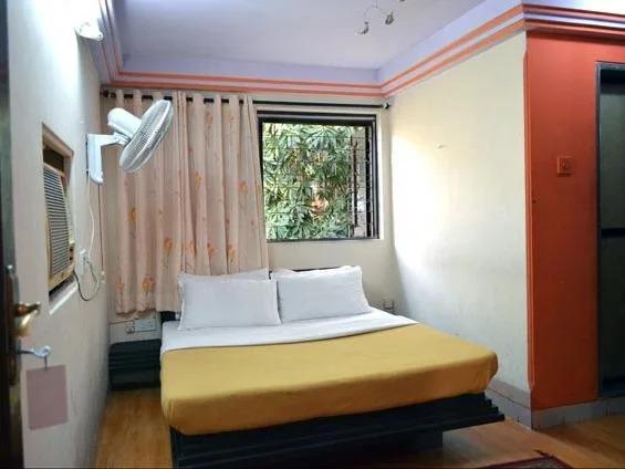 Мумбаи: Hotel Hill View