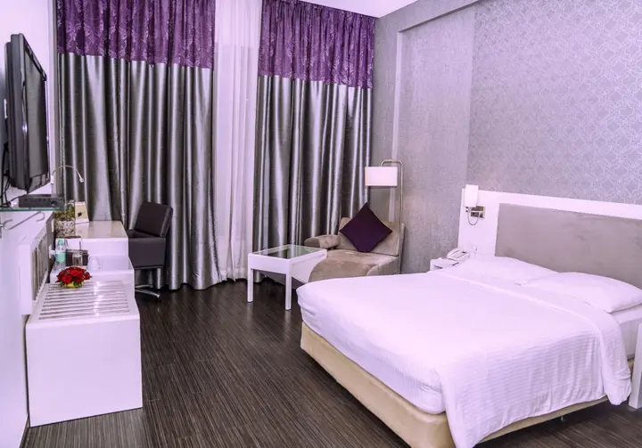 Мумбаи: Hotel Kohinoor Elite near BKC