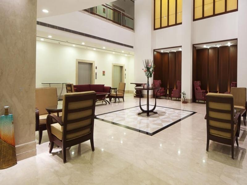 Зиракпур: Golden Plaza Hotel
