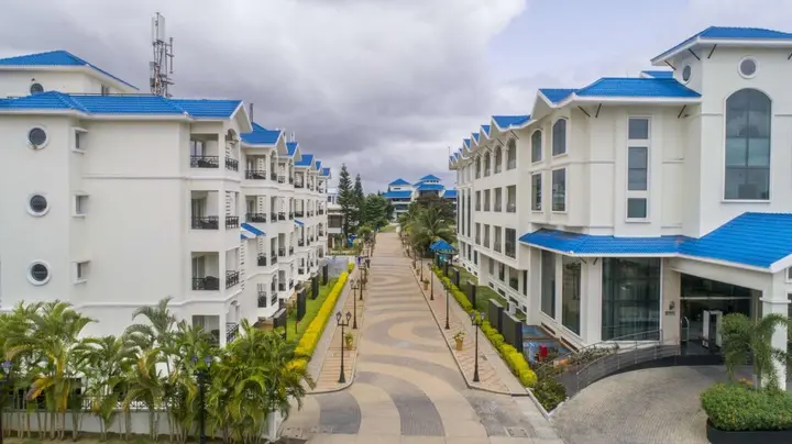 Chikkajala: Clarks Exotica Convention, Resort & Spa