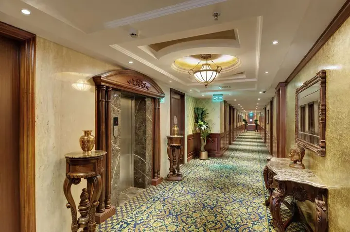 Нашик: Express Inn The Business Luxury Hotel