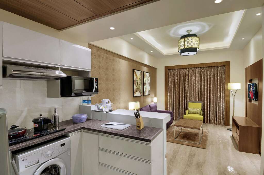 Нашик: Express Inn The Business Luxury Hotel