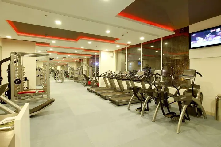 Нашик: Express Inn The Business Luxury Hotel