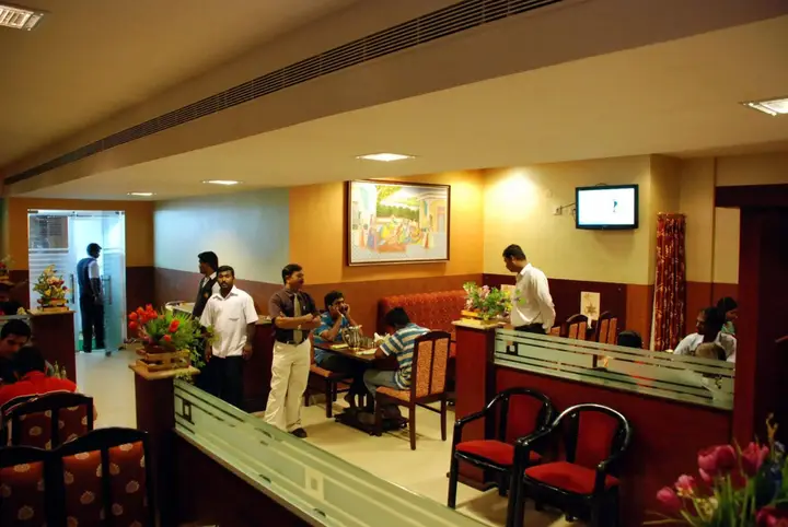 MGR Regency Hotel — фото 3