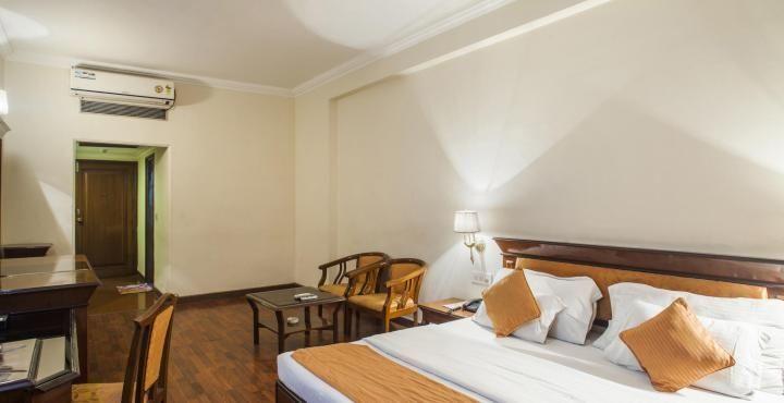 Зиракпур: Hotel Marc Royale