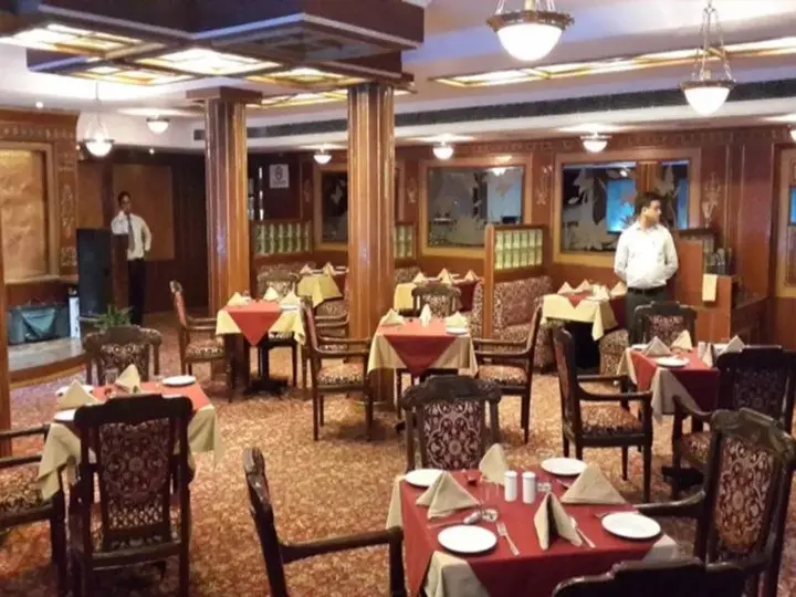 Зиракпур: Hotel Marc Royale