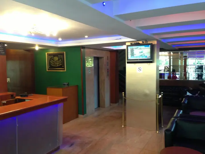 Бангалор: Hotel Empire International - Koramangala
