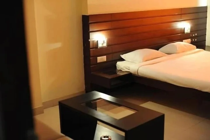 Бангалор: Hotel Vandematharam