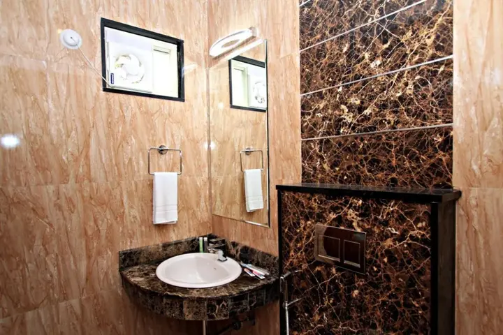 Бангалор: Hotel Empire International - Central Street