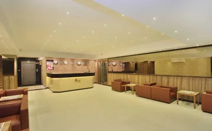 Бангалор: Empire International Church Street