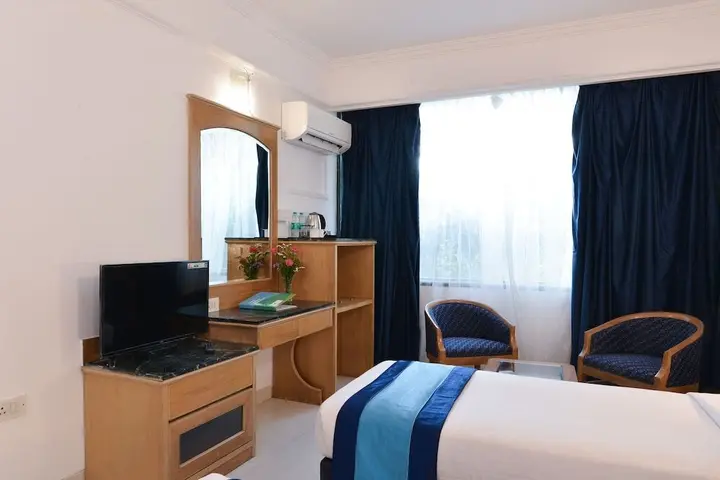 Пуна: Hotel Mint Salisbury Park