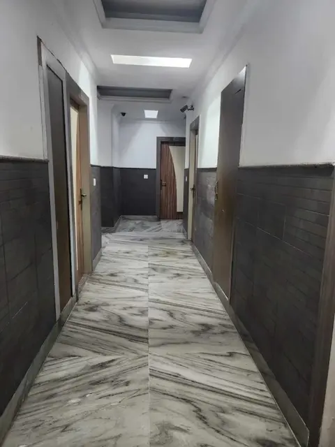 Катра: Hotel Meridian Palace