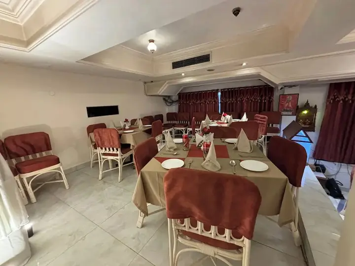 Горакхпур: Hotel Pradeep