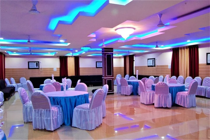 Горакхпур: Hotel Pradeep