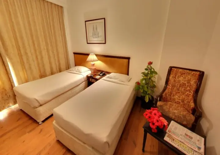 Бангалор: Safina Hotel