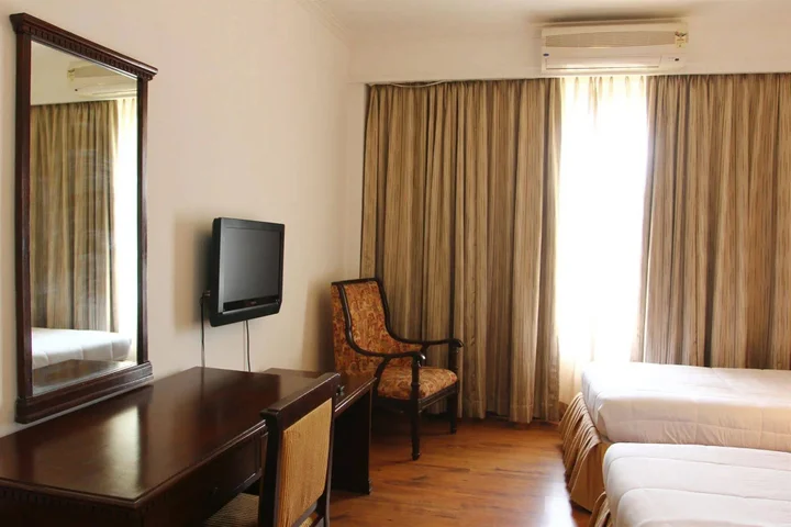 Бангалор: Safina Hotel