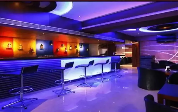 Бангалор: Krishinton Suites