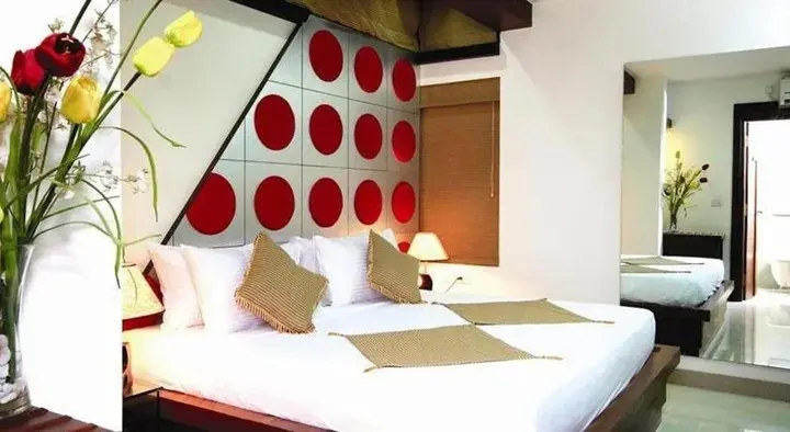 Бангалор: Krishinton Suites