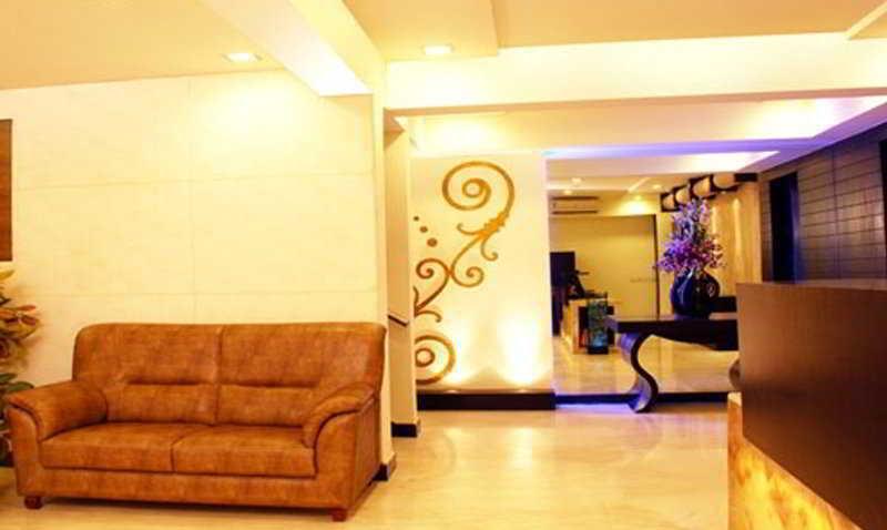 Бангалор: Krishinton Suites