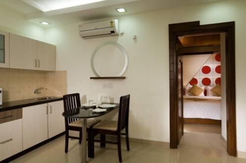 Бангалор: Krishinton Suites