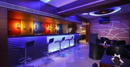 Бангалор: Krishinton Suites